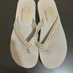 Brand new Sketchers platform sandals. Size 10.